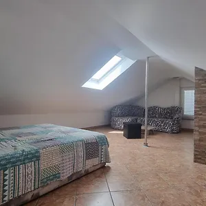 https://apartment-helmut-with-sea-view.primorje-gorskikotar.com