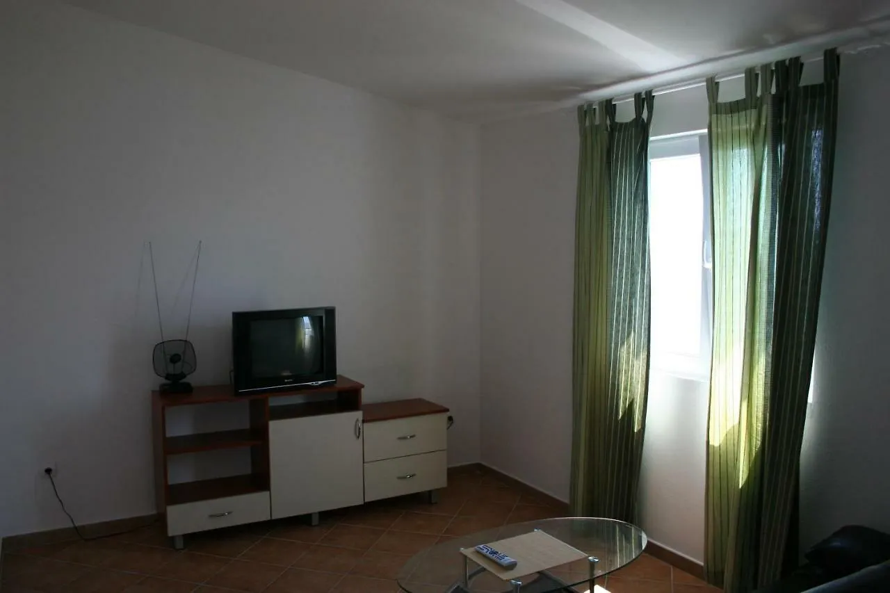 Apartments Sara Vlašići
